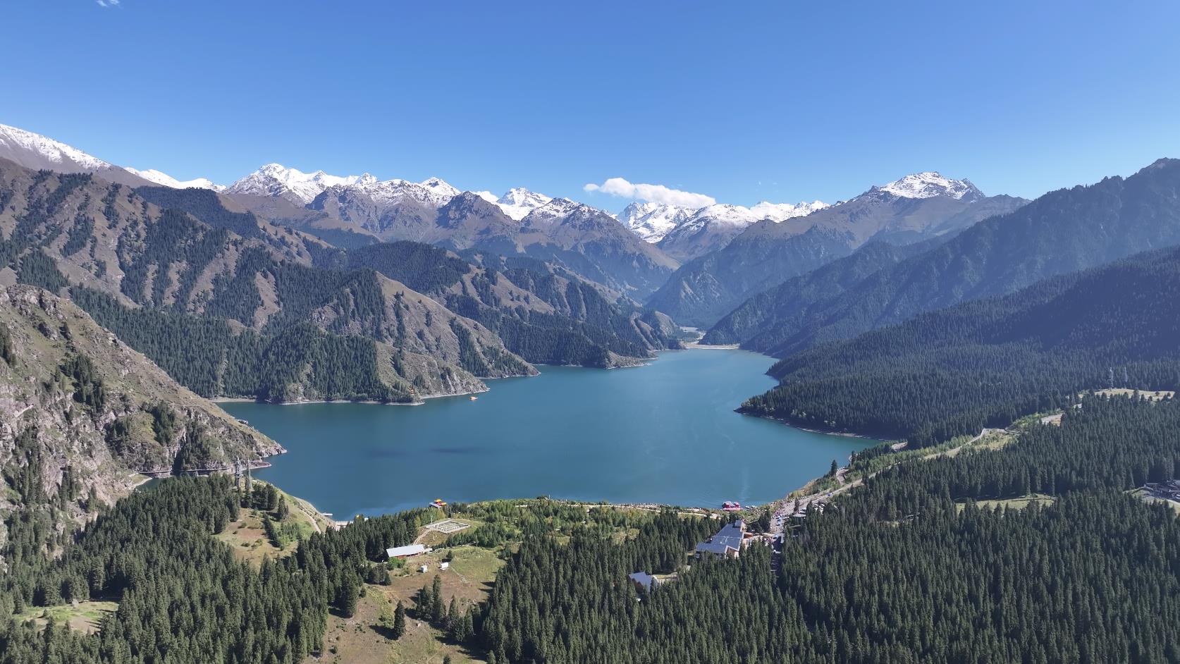 五月中旬去赛里木湖旅游价格_5月去赛里木湖