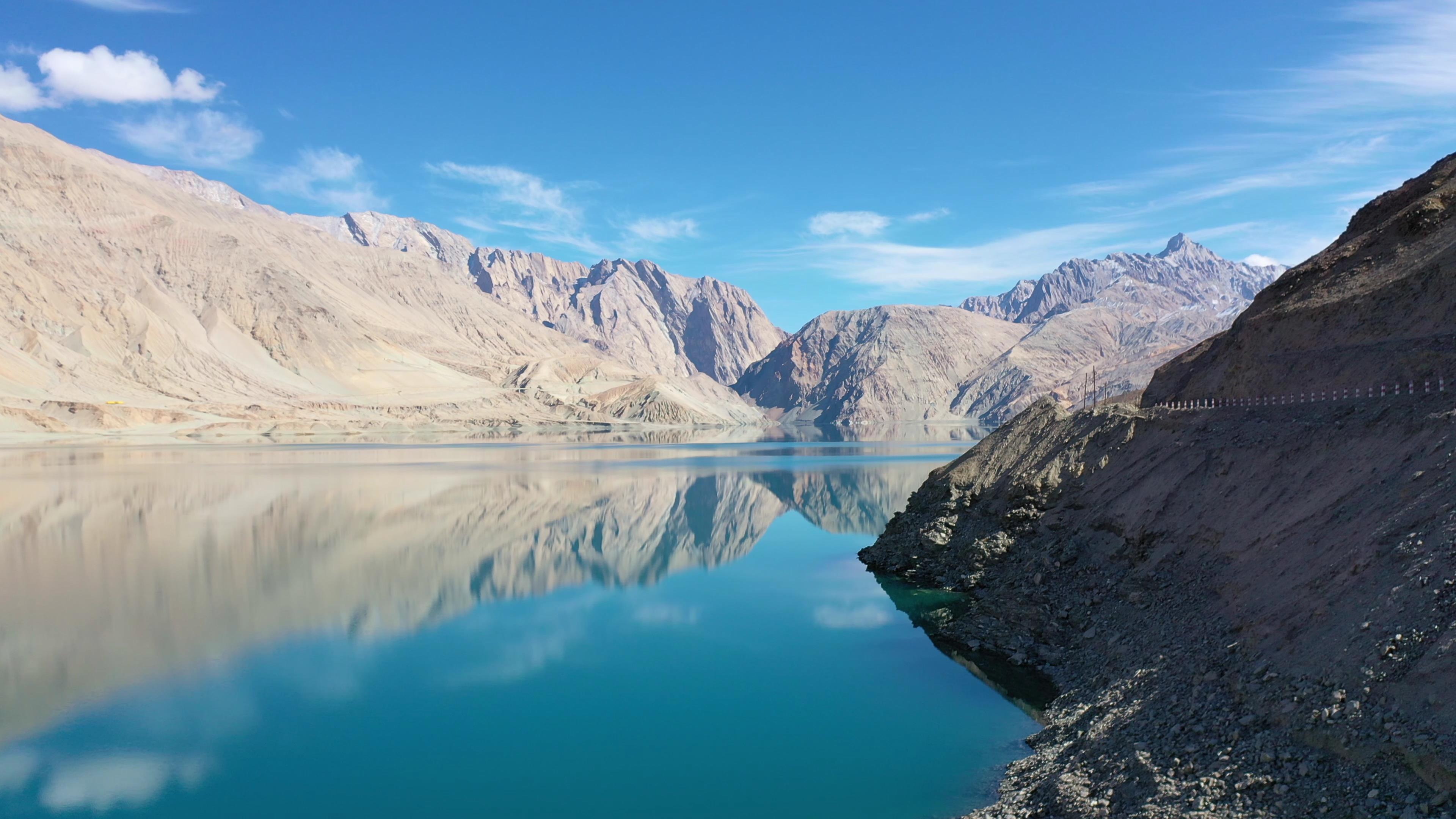 1月新疆北疆游多少钱_新疆北部旅游要多少钱